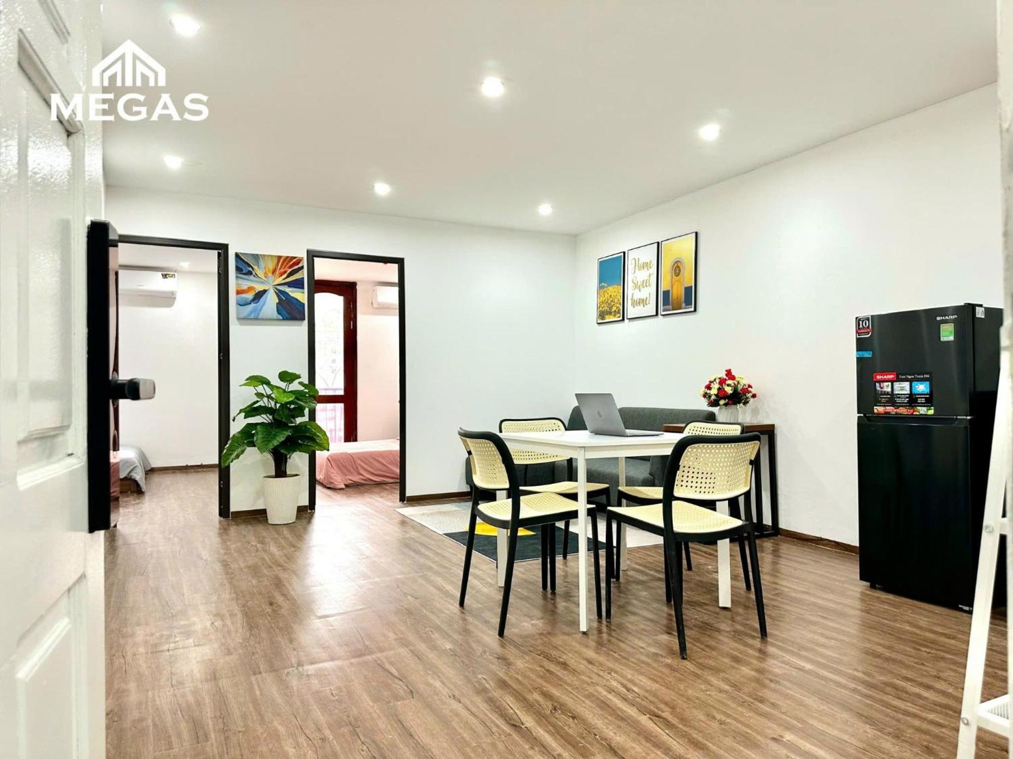 Galaxy Au Co Apartment Ho Tay Ha Noi - Hanoi — Photos 3